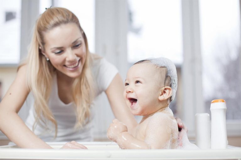 Myths About Bathing Your Kids That Every Parent Should Know Every Day